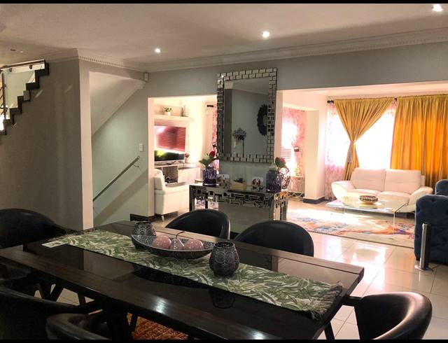 4 BEDROOM TOWNHOUSE FOR SALE IN RISIVILLE
